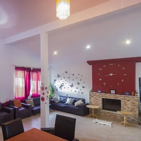 בית הארחה Casuta Didi 3*